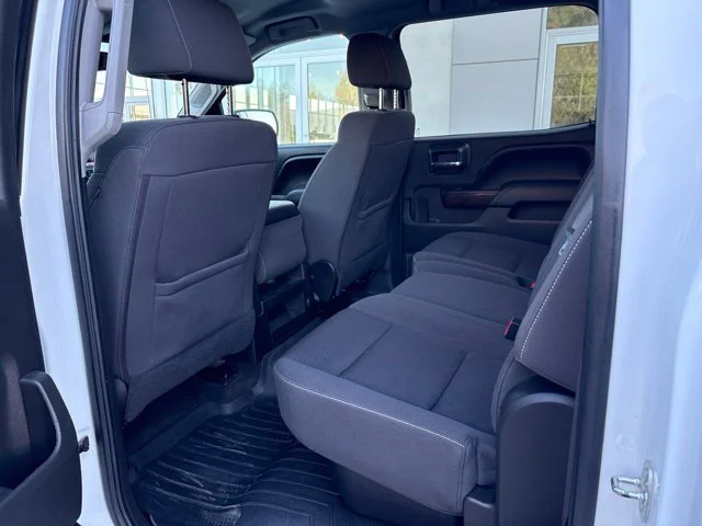 Used 2016 SUMMIT WHITE GMC SLE image 11