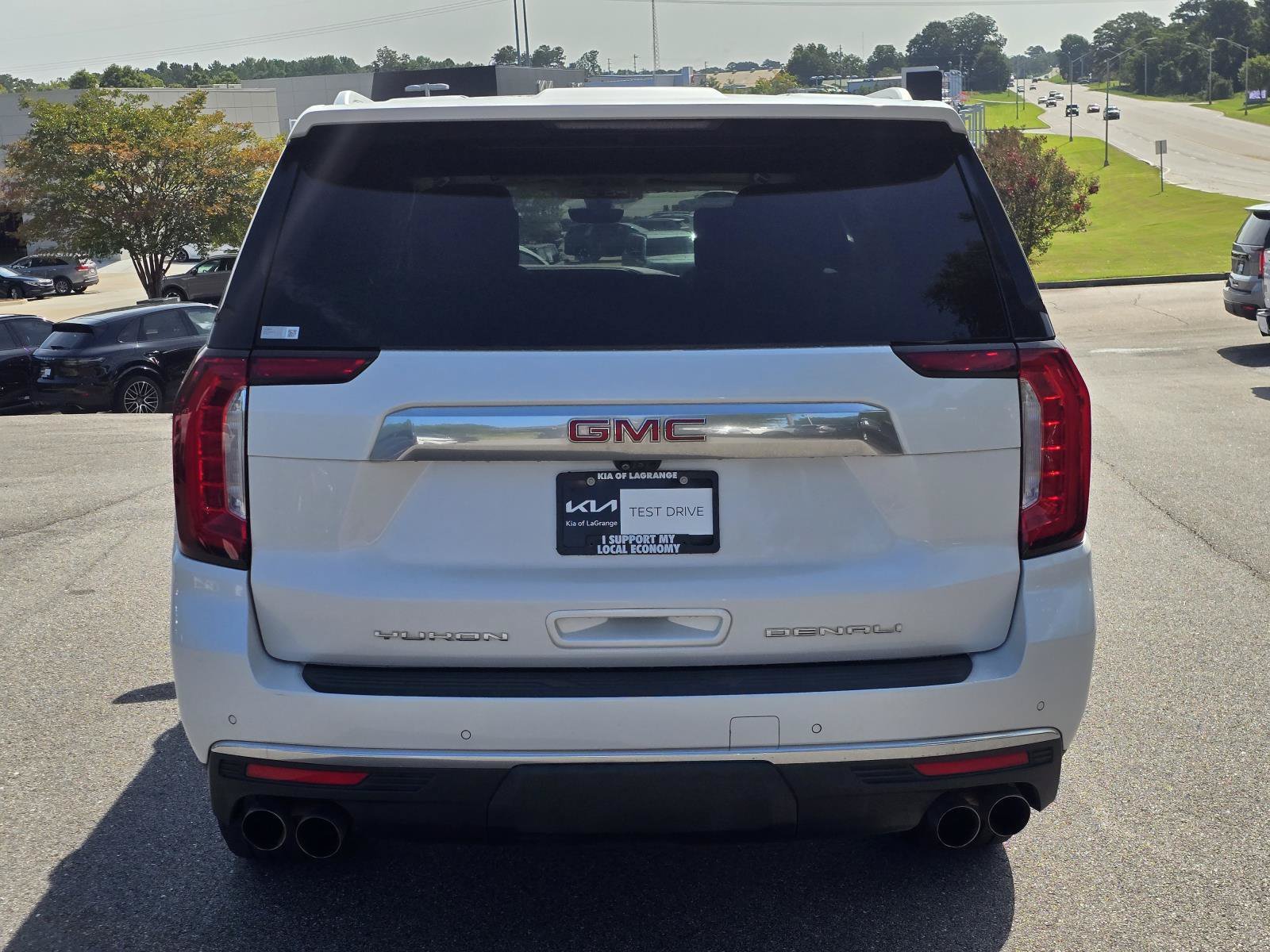 2021 GMC Yukon XL Denali - Photo 7