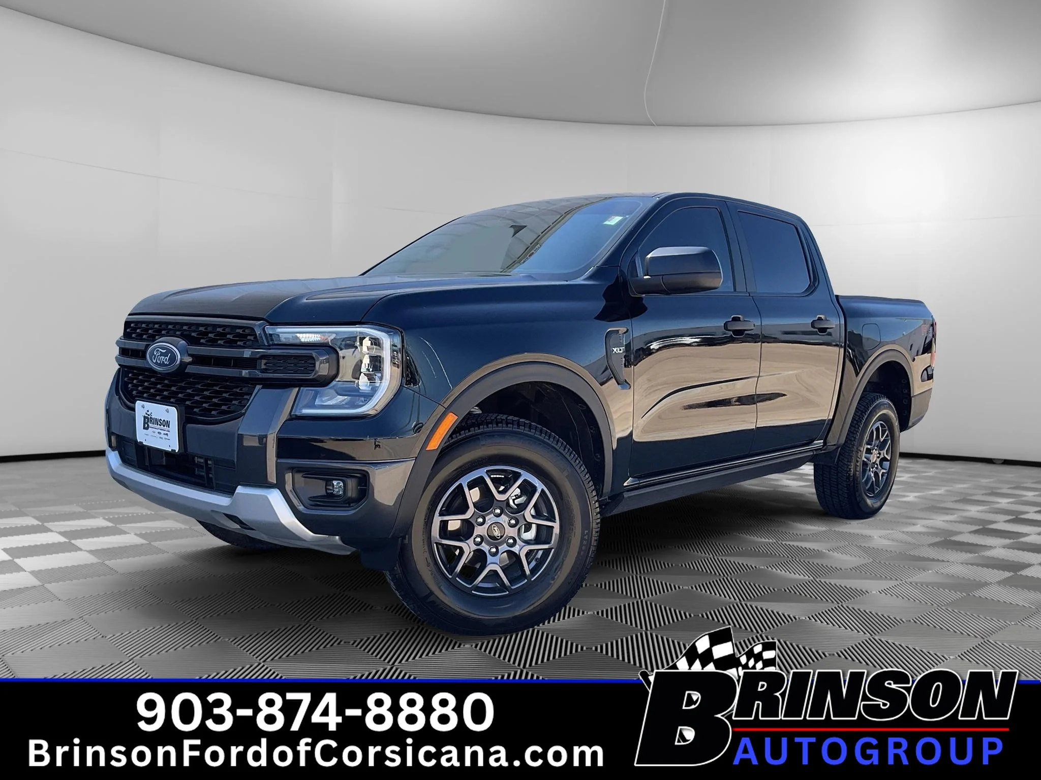 Used 2025 Shadow Black Ford XLT image 1