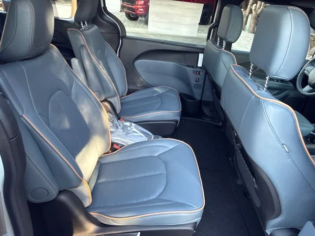 New 2027 White Chrysler Pinnacle image 36