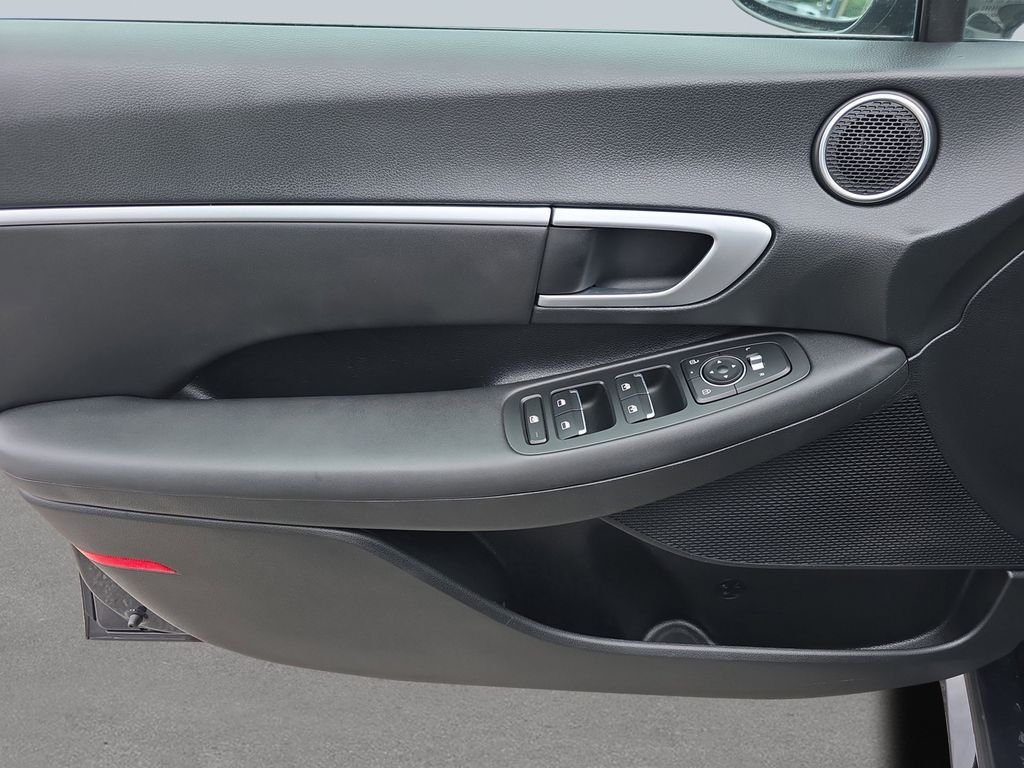 2025 Hyundai Sonata SEL - Photo 16