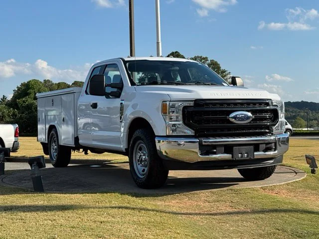 2021 Ford F-350 Super Duty Chassis Cab