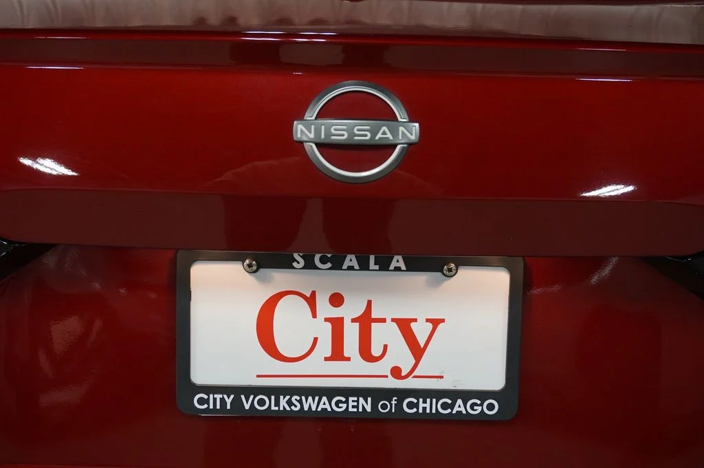 Used 2023 Red Nissan 2.5 SR image 45