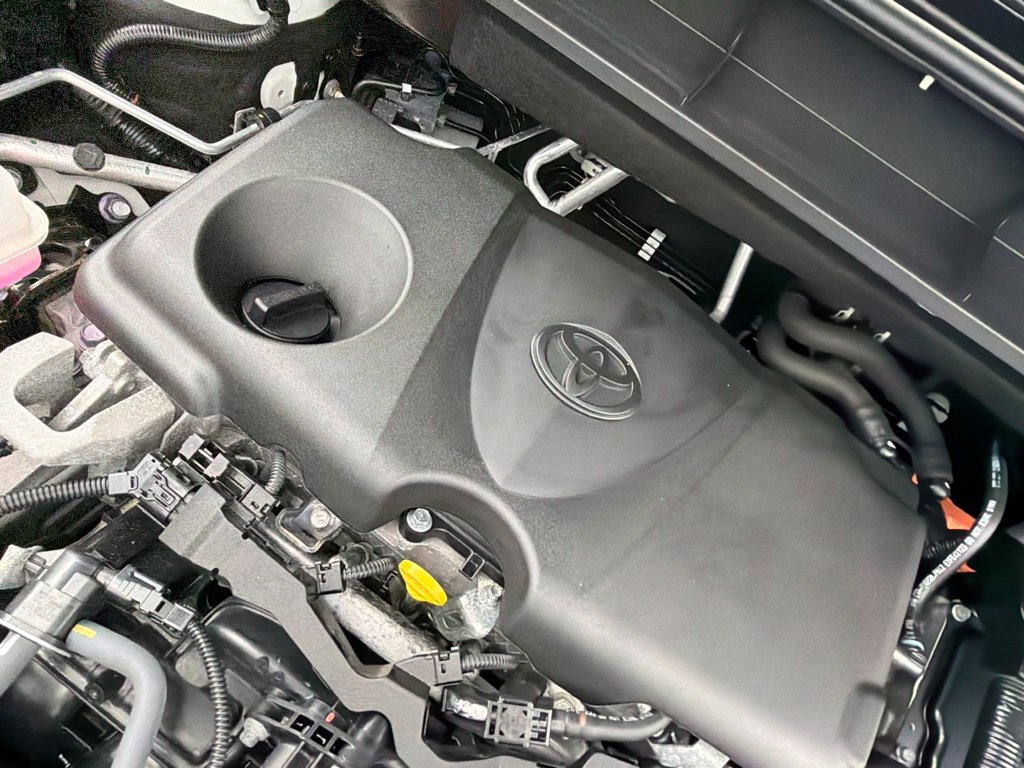 Used 2022 Beige Toyota Platinum image 36