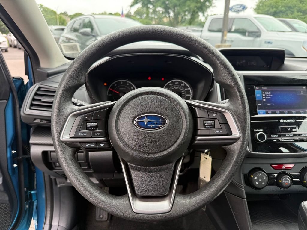 Used 2019 Blue Subaru 2.0i image 10