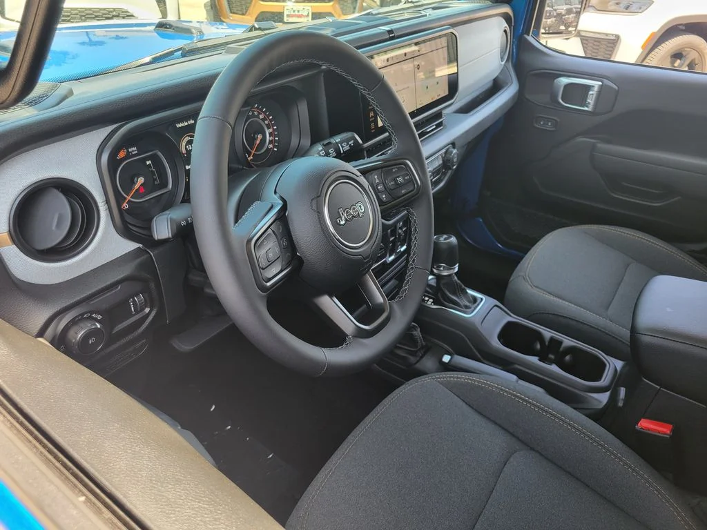 2026 Jeep Wrangler 4-Door photo 2