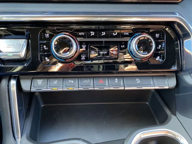 New 2026 Glacier White Tricoat GMC Denali Ultimate image 19