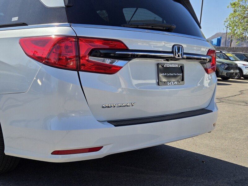 Used 2022  Honda EX-L image 6