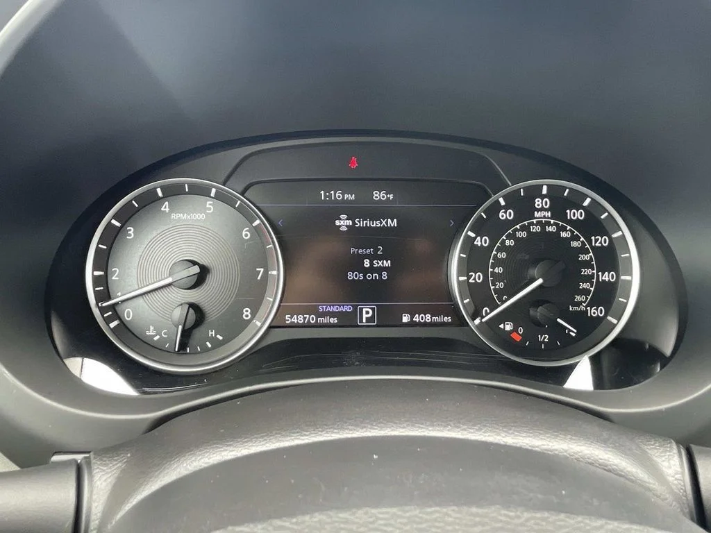 Used 2023 Black INFINITI LUXE image 27