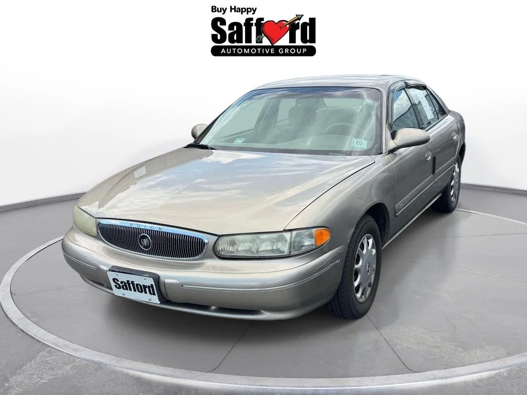 Used 2002 Beige Buick Custom image 1