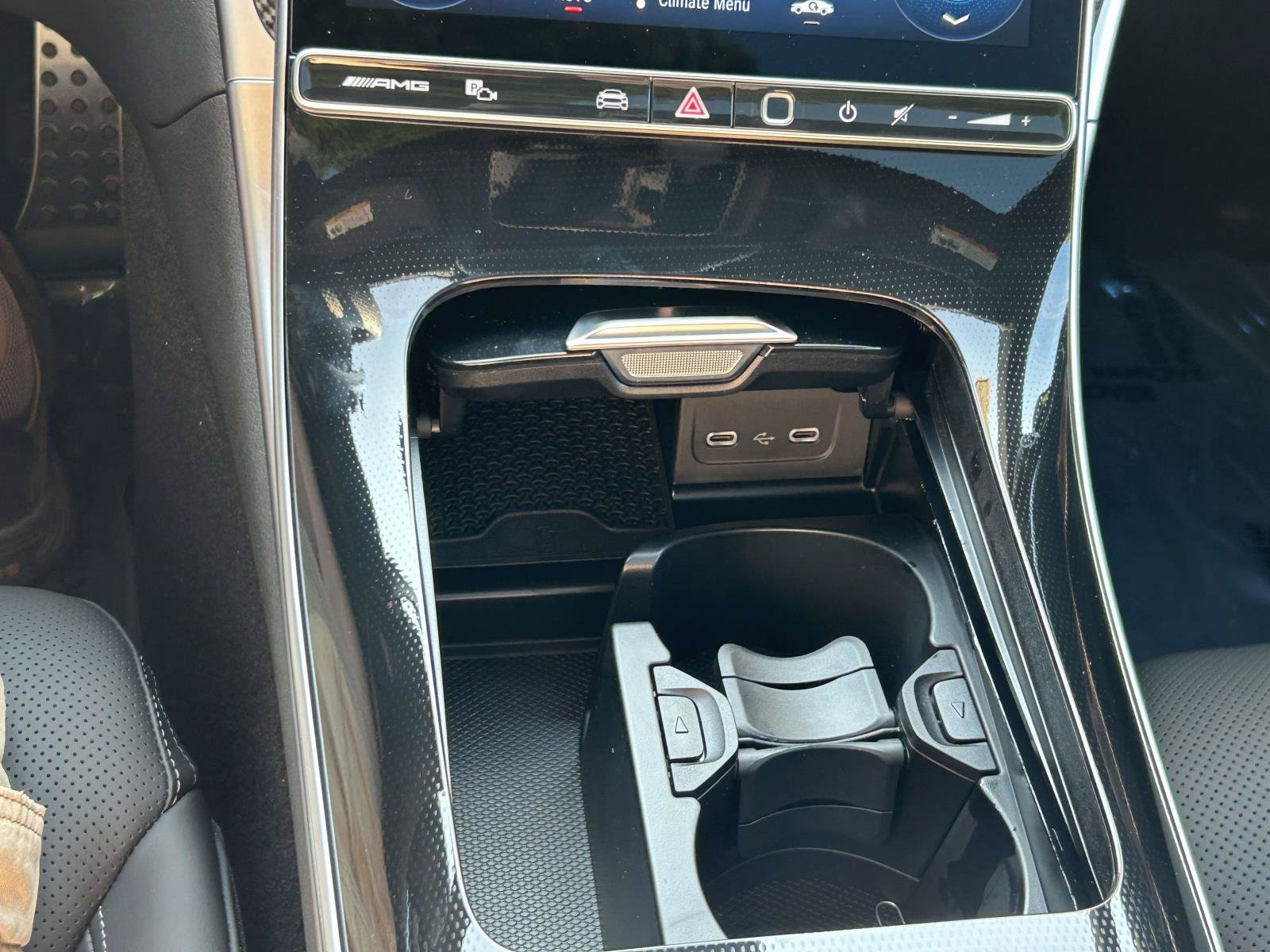 New 2027 MANUFAKTUR exclusive graphite grey magno Mercedes-Benz AMG® CLE 53 4MATIC®+ Coupe image 33