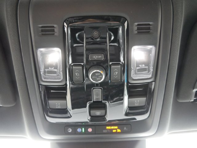 2027 Chevrolet Tahoe Premier - Photo 13