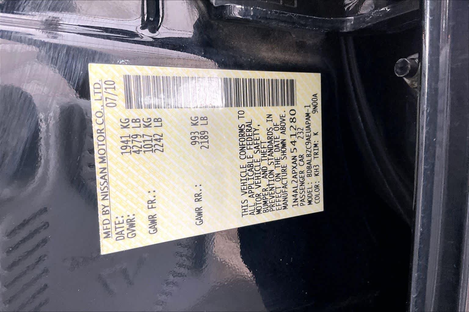 Used 2010 Super Black Nissan 2.5 S image 33