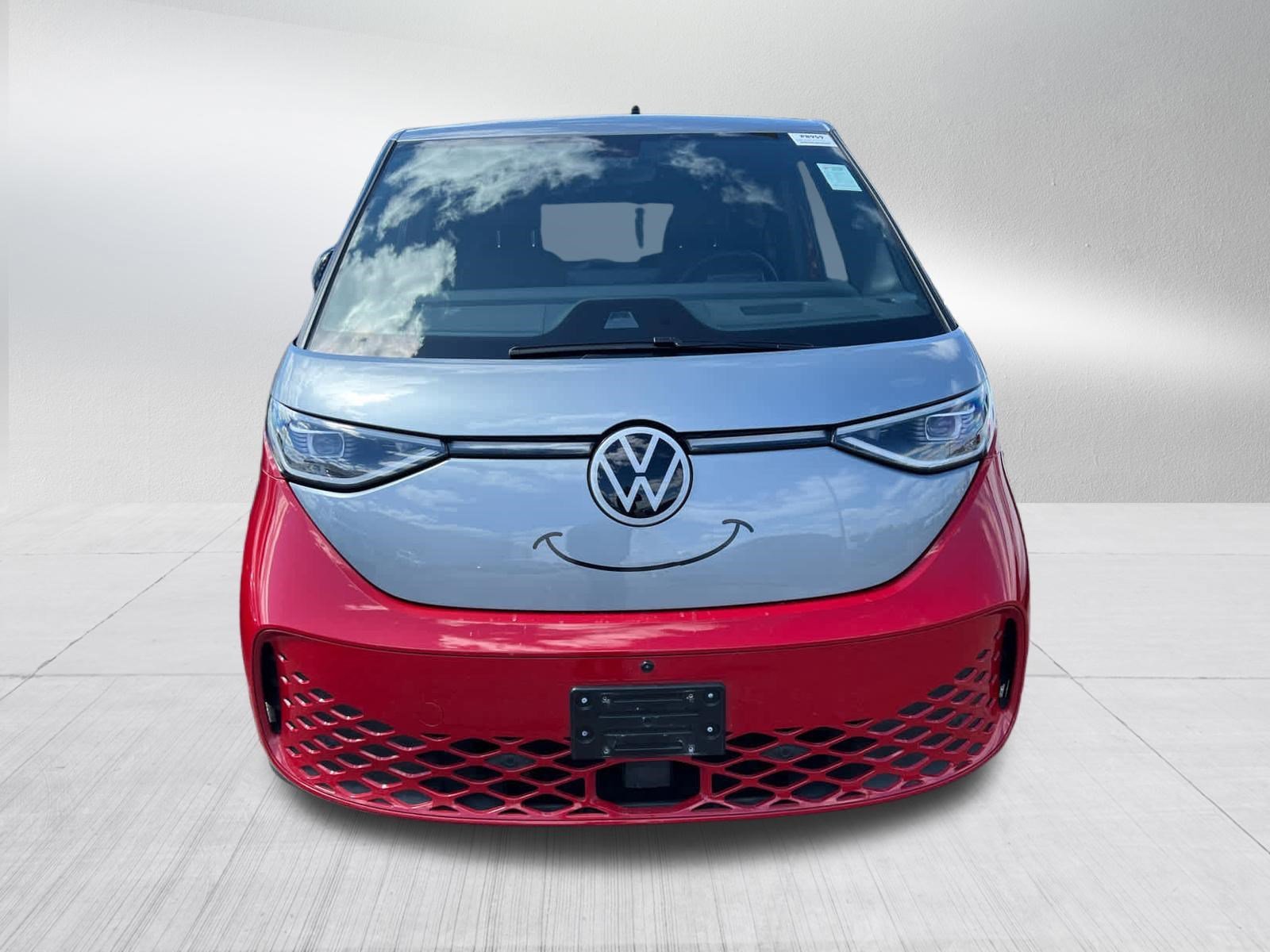 Used 2025 Volkswagen ID. Buzz PRO S PLus with VIN WVGNYVEB7SH040999 for sale in Minneapolis, MN
