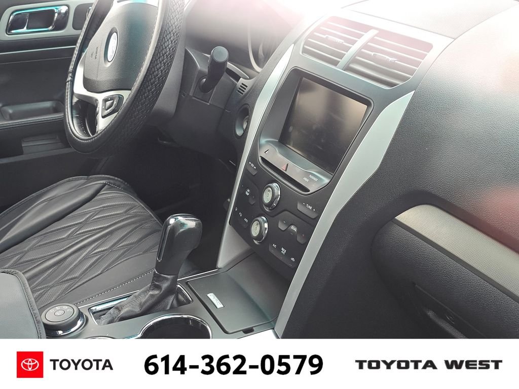 Used 2015 Black Ford XLT image 12