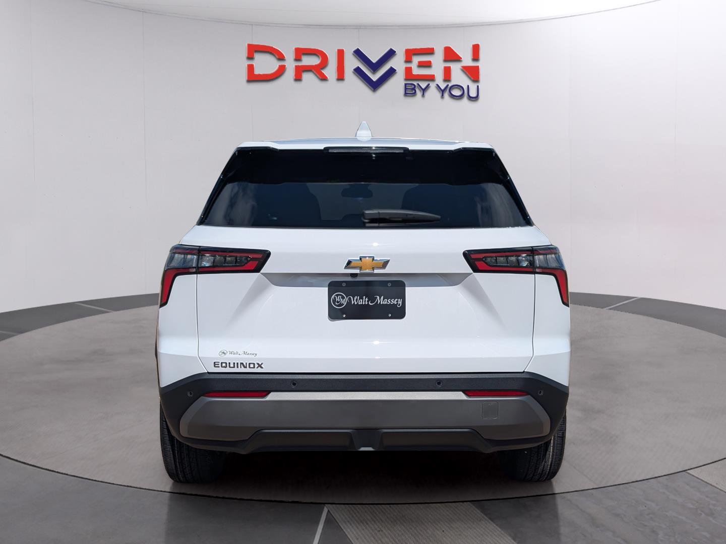 New 2026 Summit White Chevrolet LT image 4