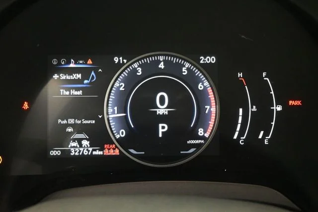 Used 2024 White Lexus 350 image 33
