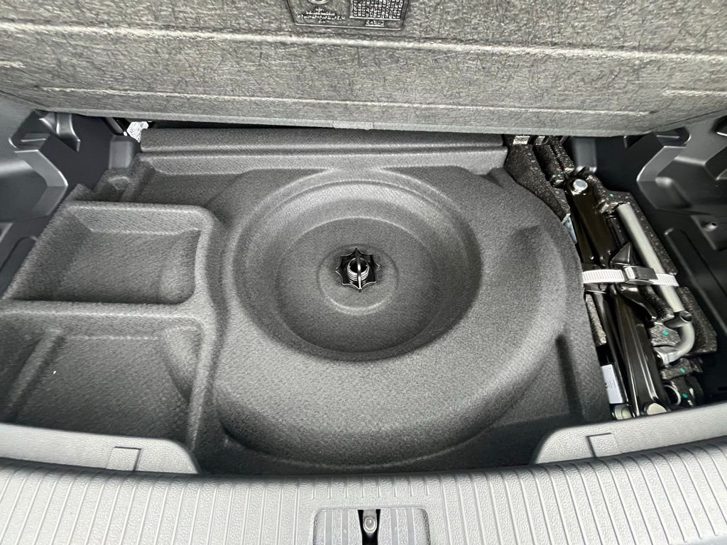 New 2026 Black Volkswagen 2.0T Peak Edition image 28