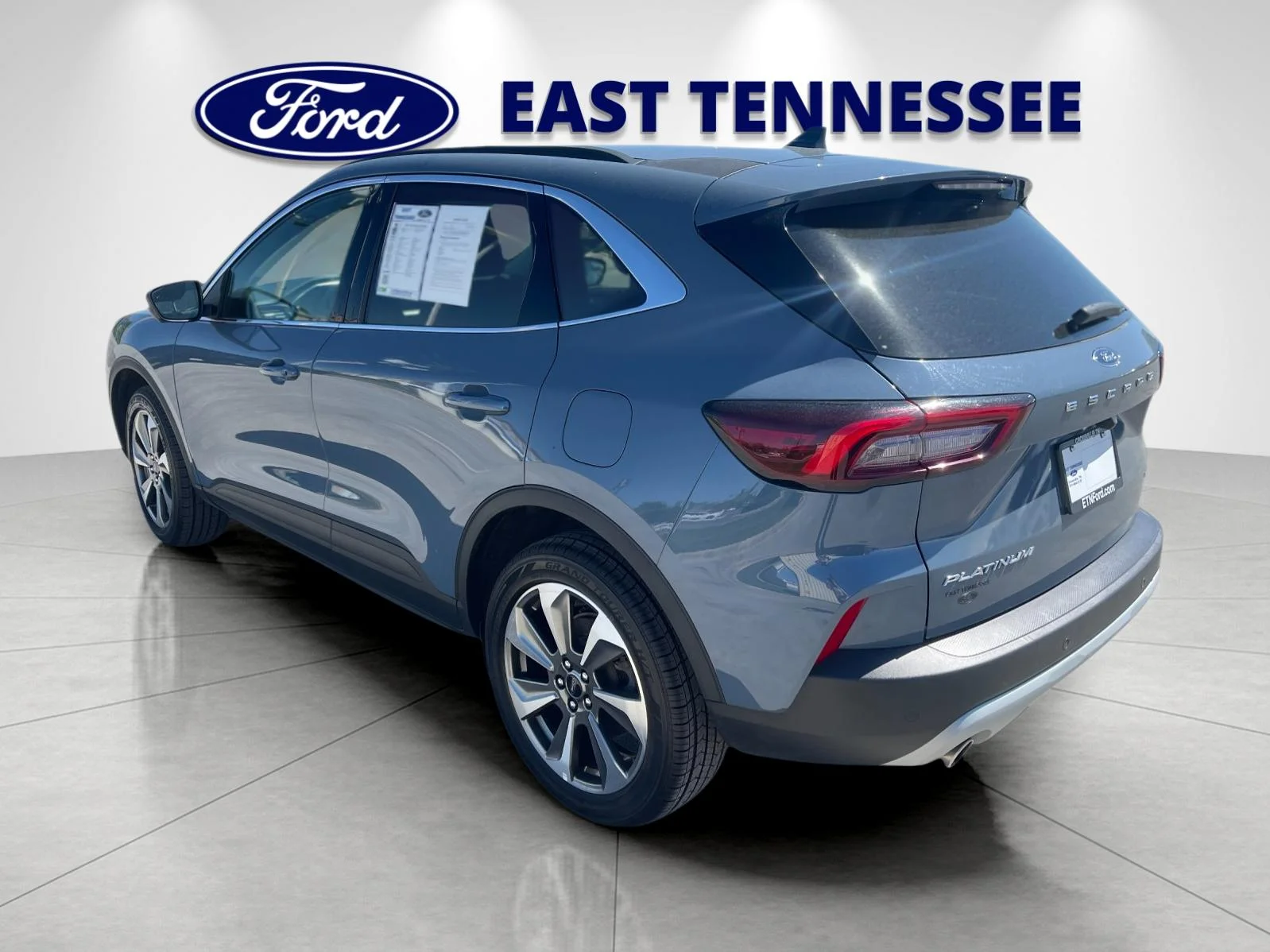 Used 2024  Ford Platinum image 5