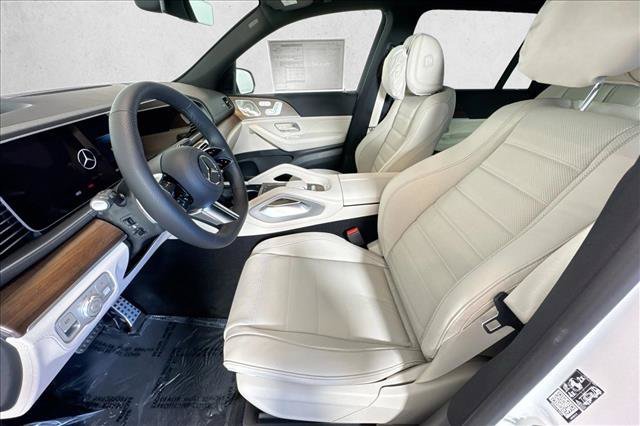 New 2026 Polar White Mercedes-Benz GLS 580 image 48