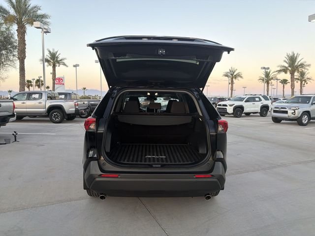 2025 Toyota RAV4 LE - Photo 29