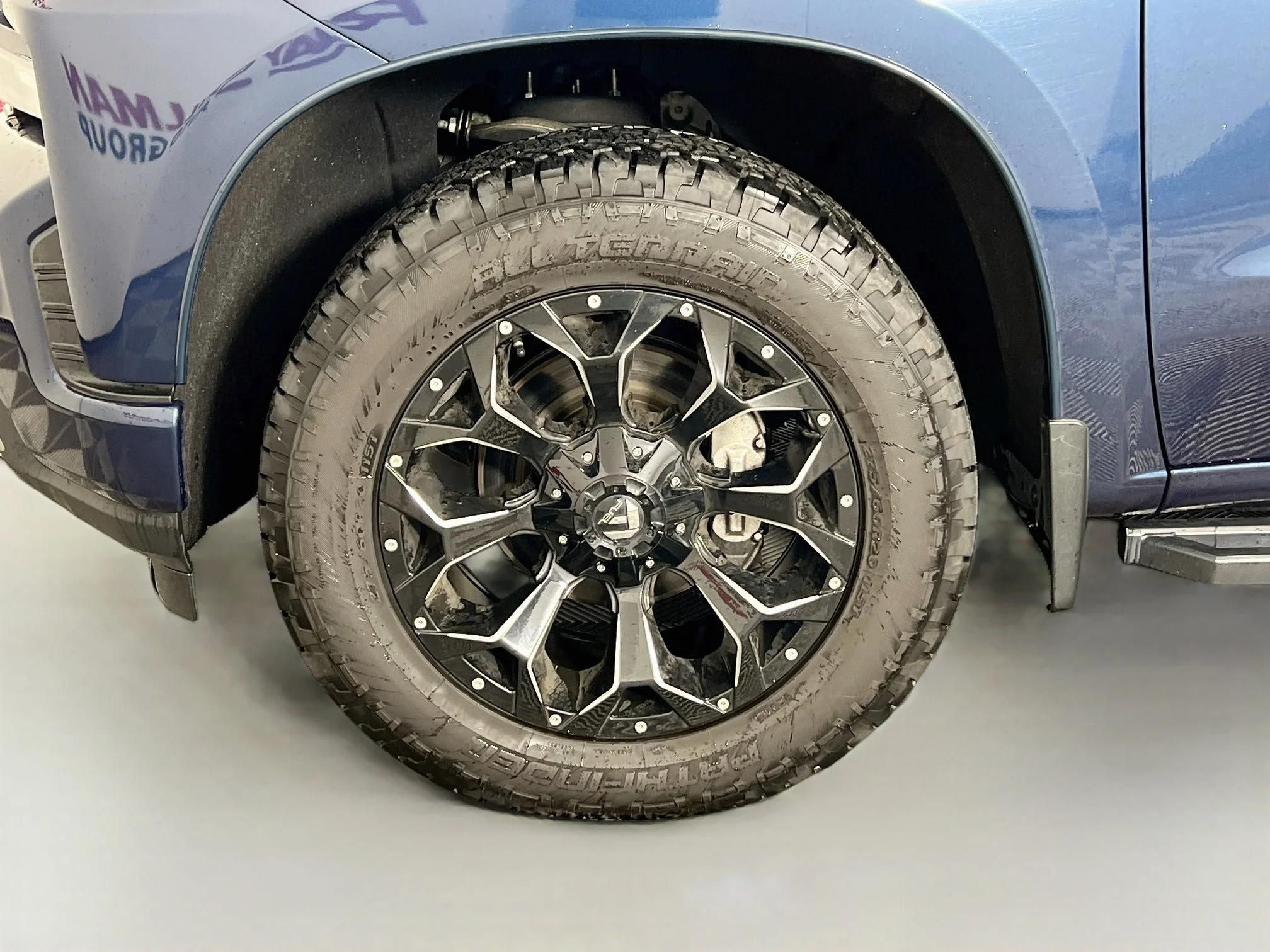 Used 2020 Northsky Blue Metallic Chevrolet RST image 11