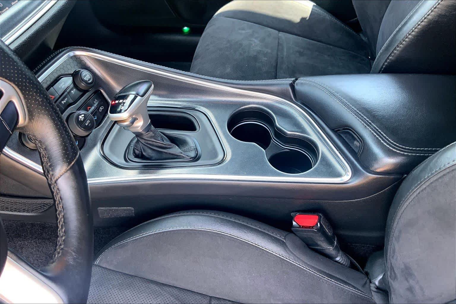 Used 2018 Octane Red Pearlcoat Dodge R/T Scat Pack image 17