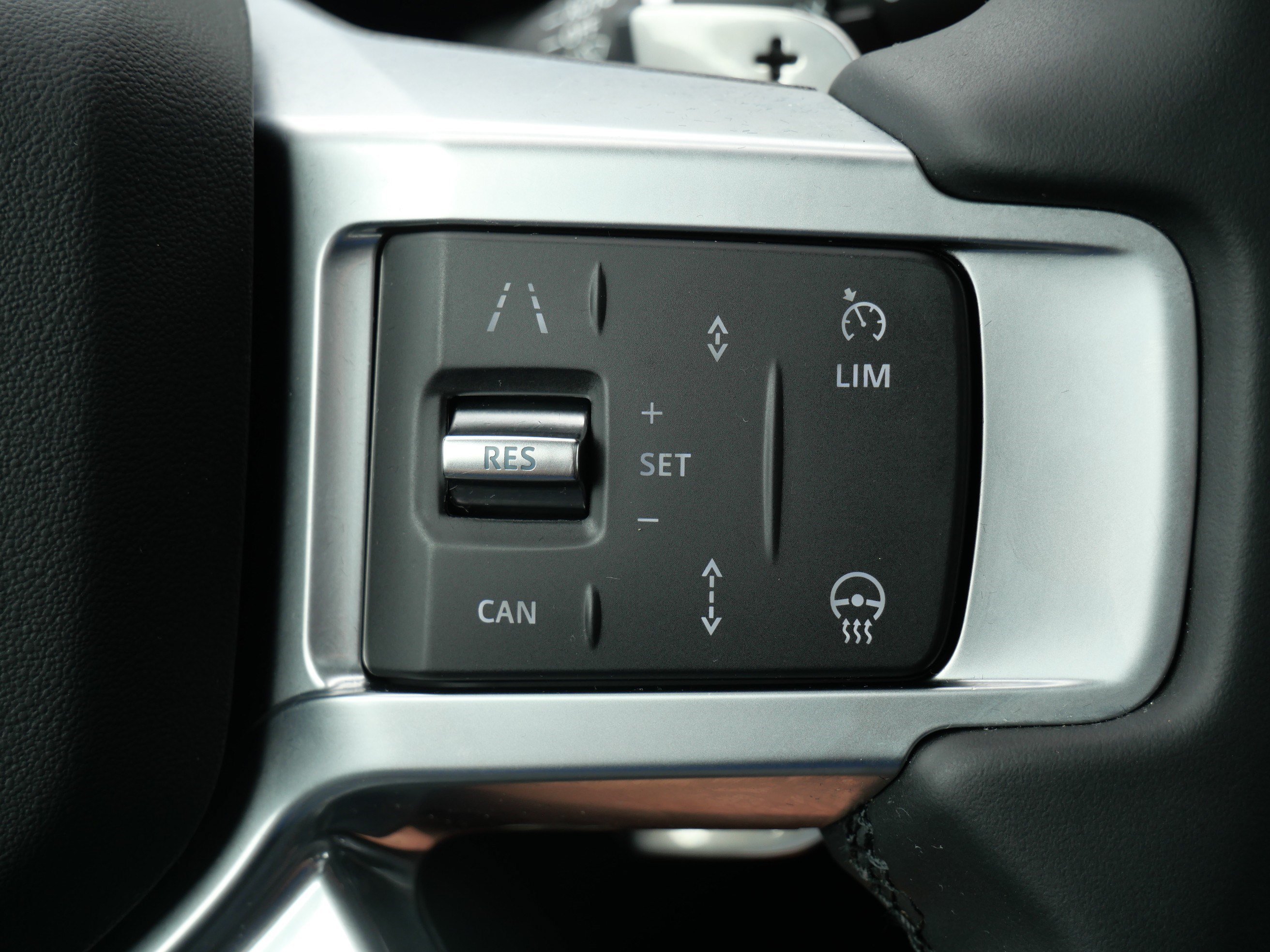 Certified Used 2025 Santorini Black Metallic Land Rover Dynamic SE image 22