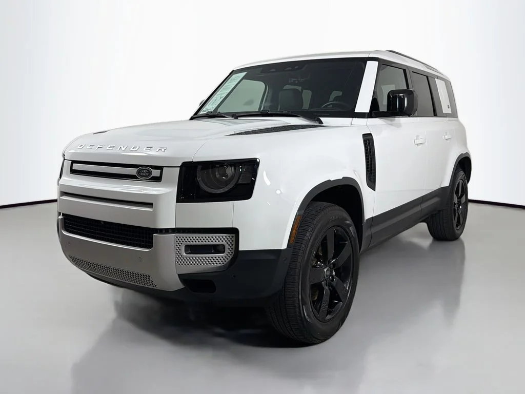 2024 Land Rover Defender 110 S P300's photo