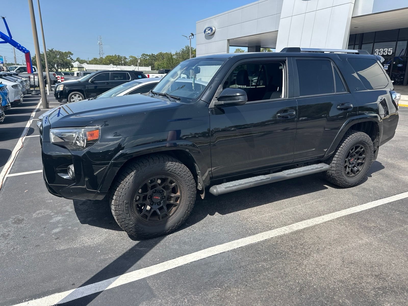 Used 2021 Black Toyota SR5 image 2