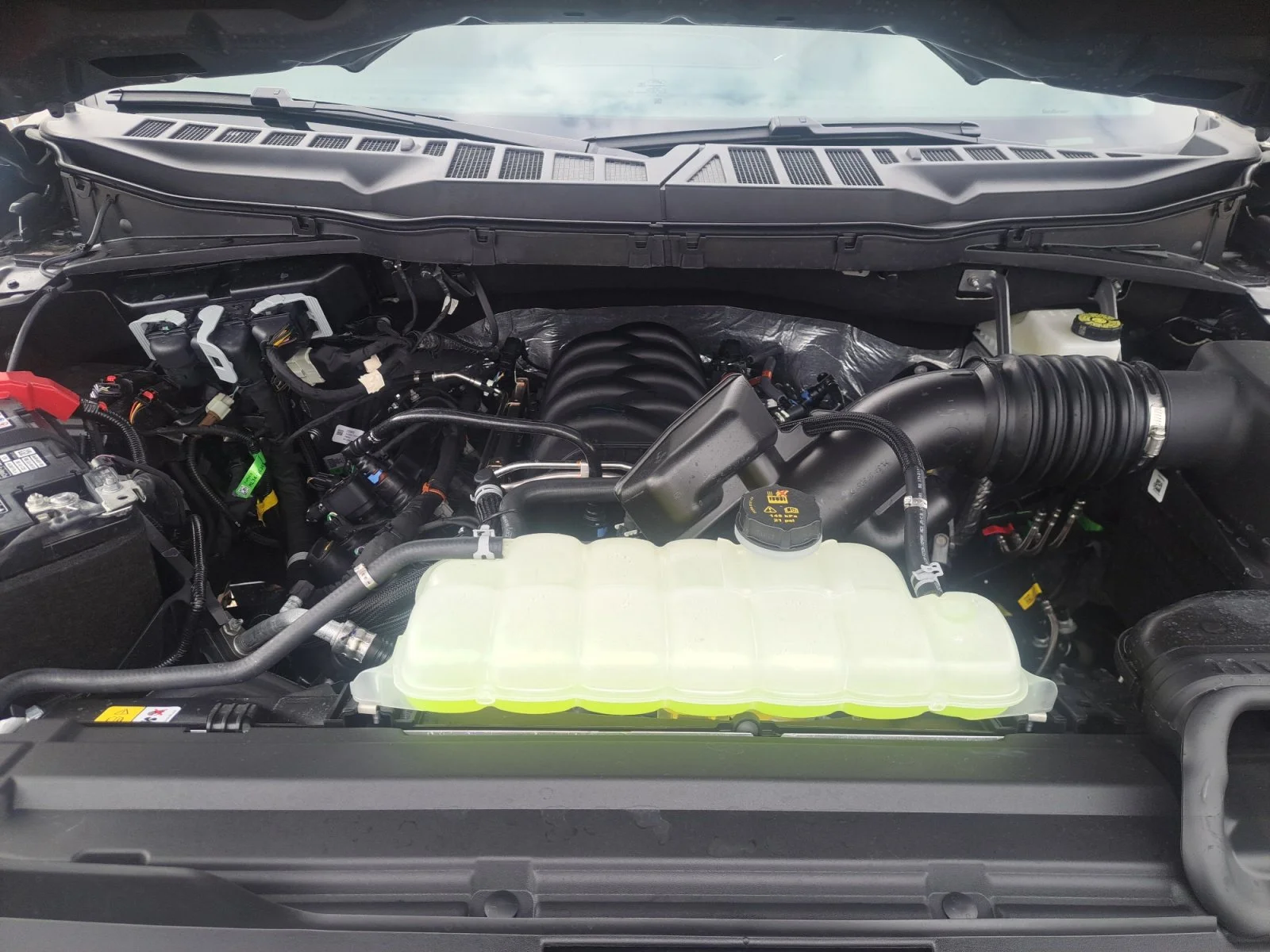 New 2026 Marsh Gray Ford XLT image 29