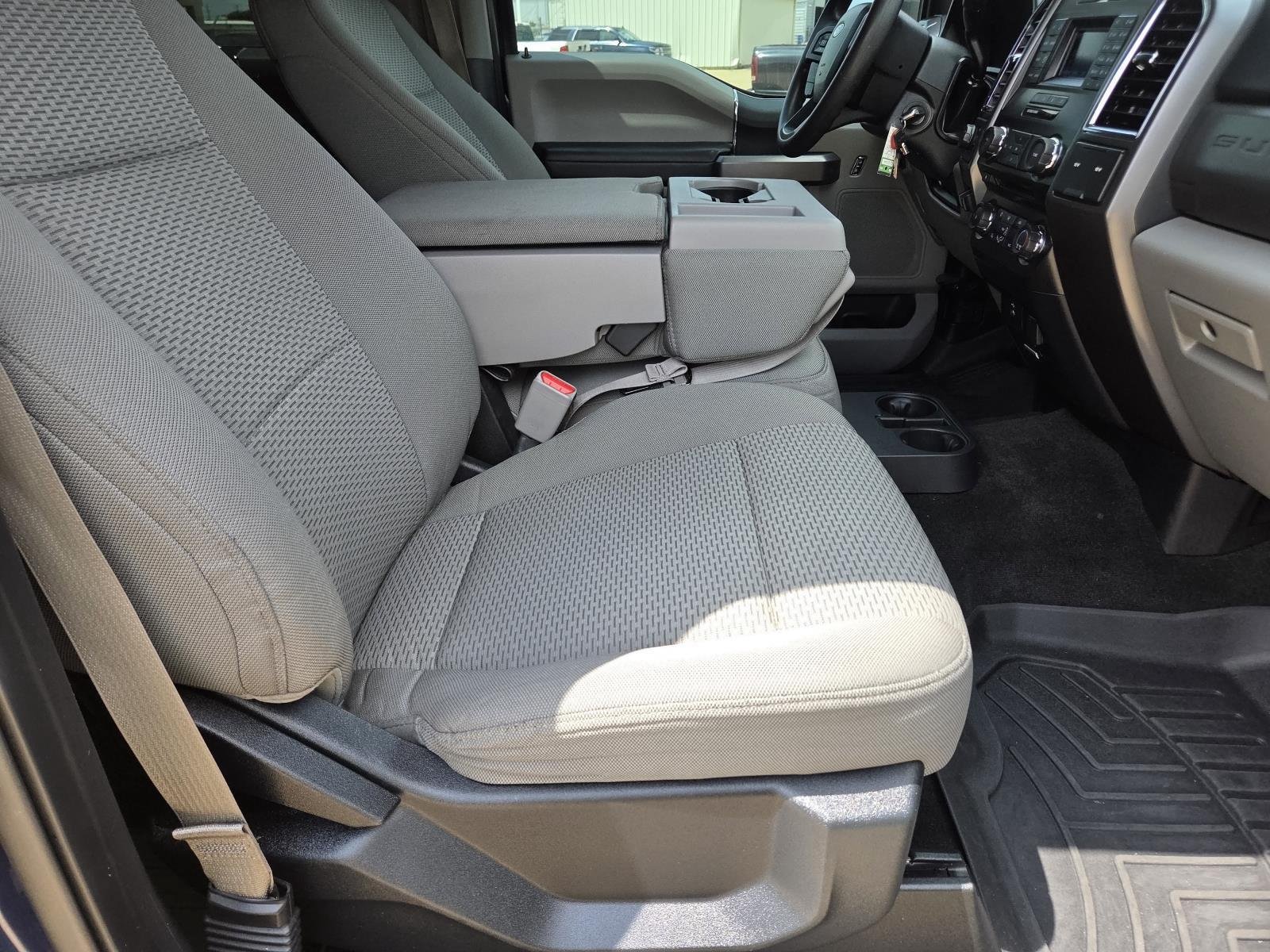 Used 2017 Blue Jeans Ford XLT image 38