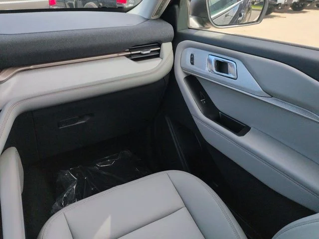 New 2026 Black Ford Active image 19