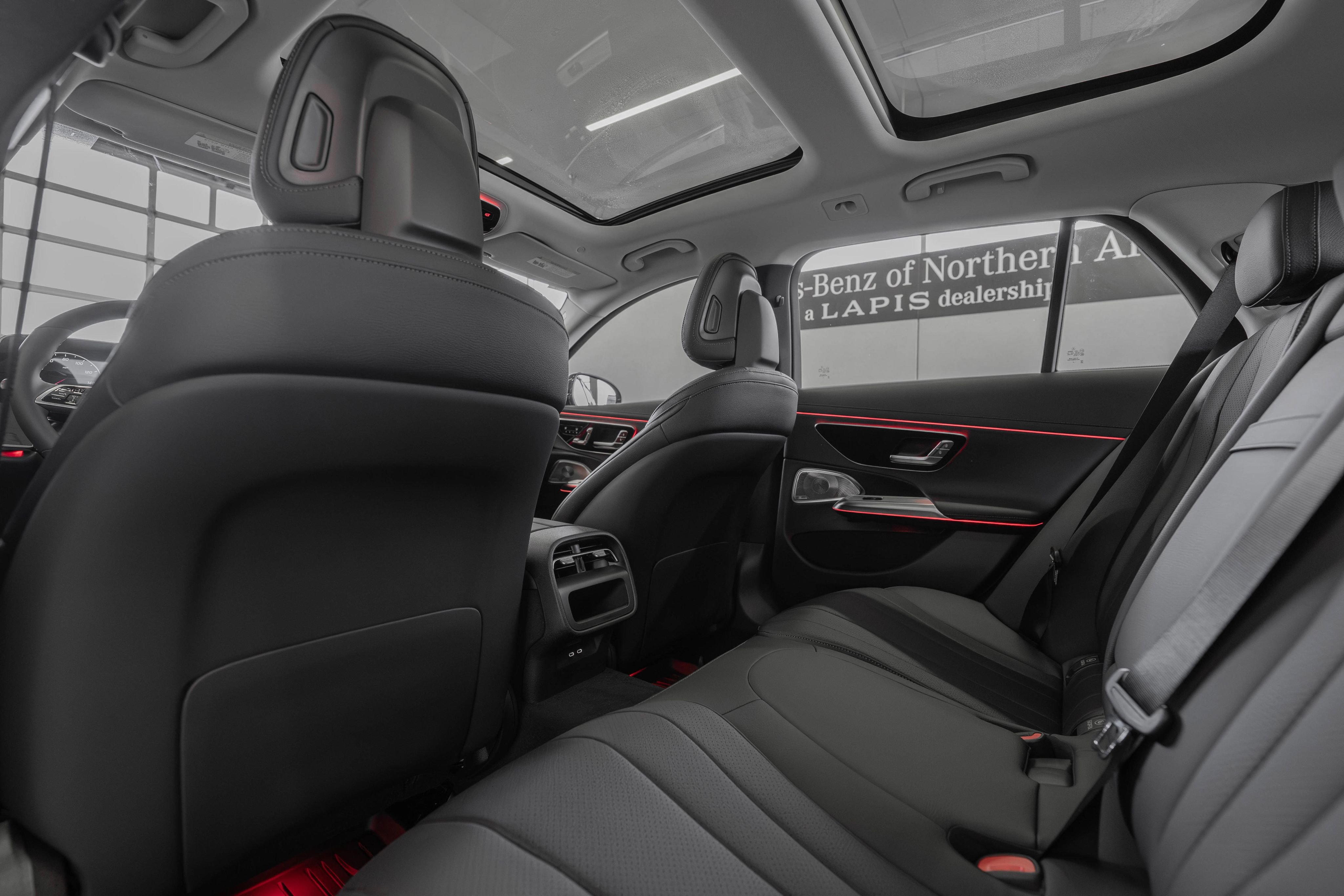 Used 2025 Black Mercedes-Benz E 450 image 24
