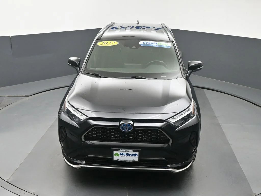 Used 2022 Black Toyota SE image 27