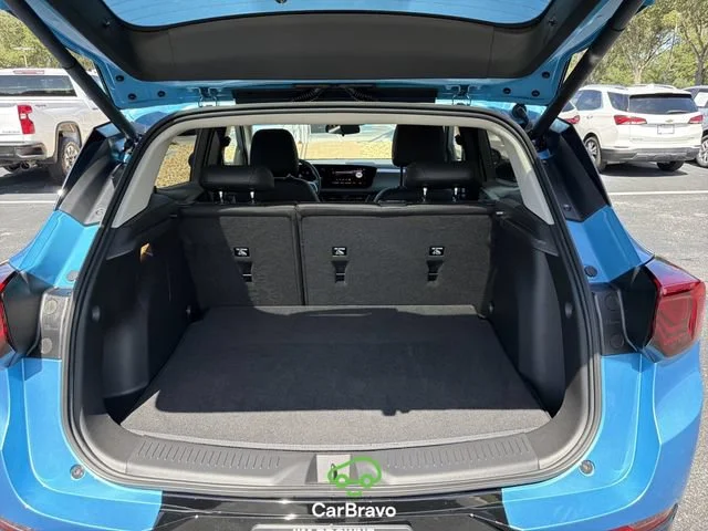 Used 2025 Aquamarine Blue Metallic Buick Sport Touring image 11