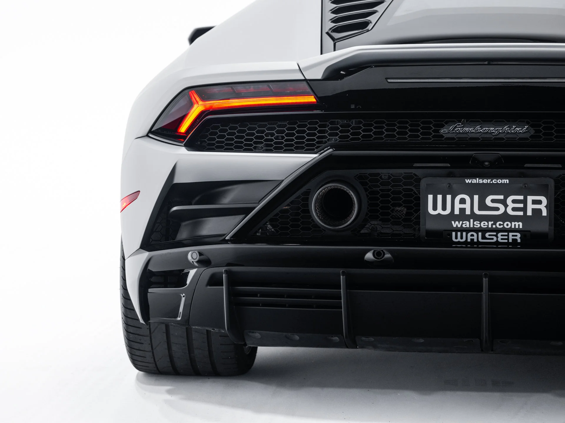 Used 2020 Grigio Adamas Matt Lamborghini  image 28