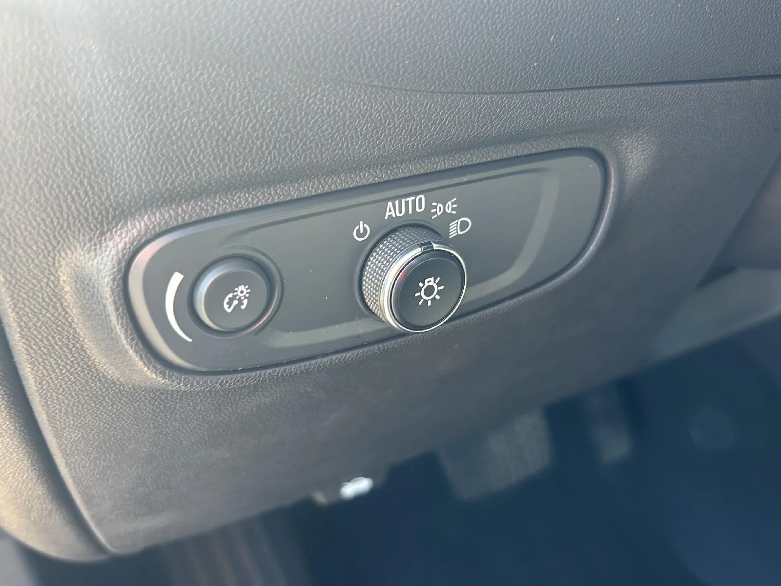 Used 2024 Harvest Bronze Metallic Chevrolet LT image 18