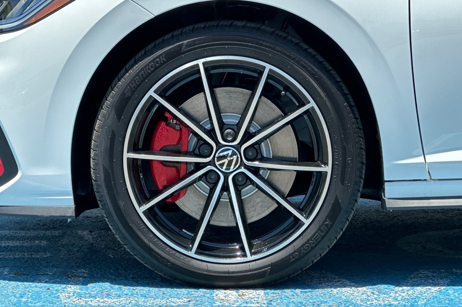New 2026  Volkswagen 2.0T Autobahn image 24