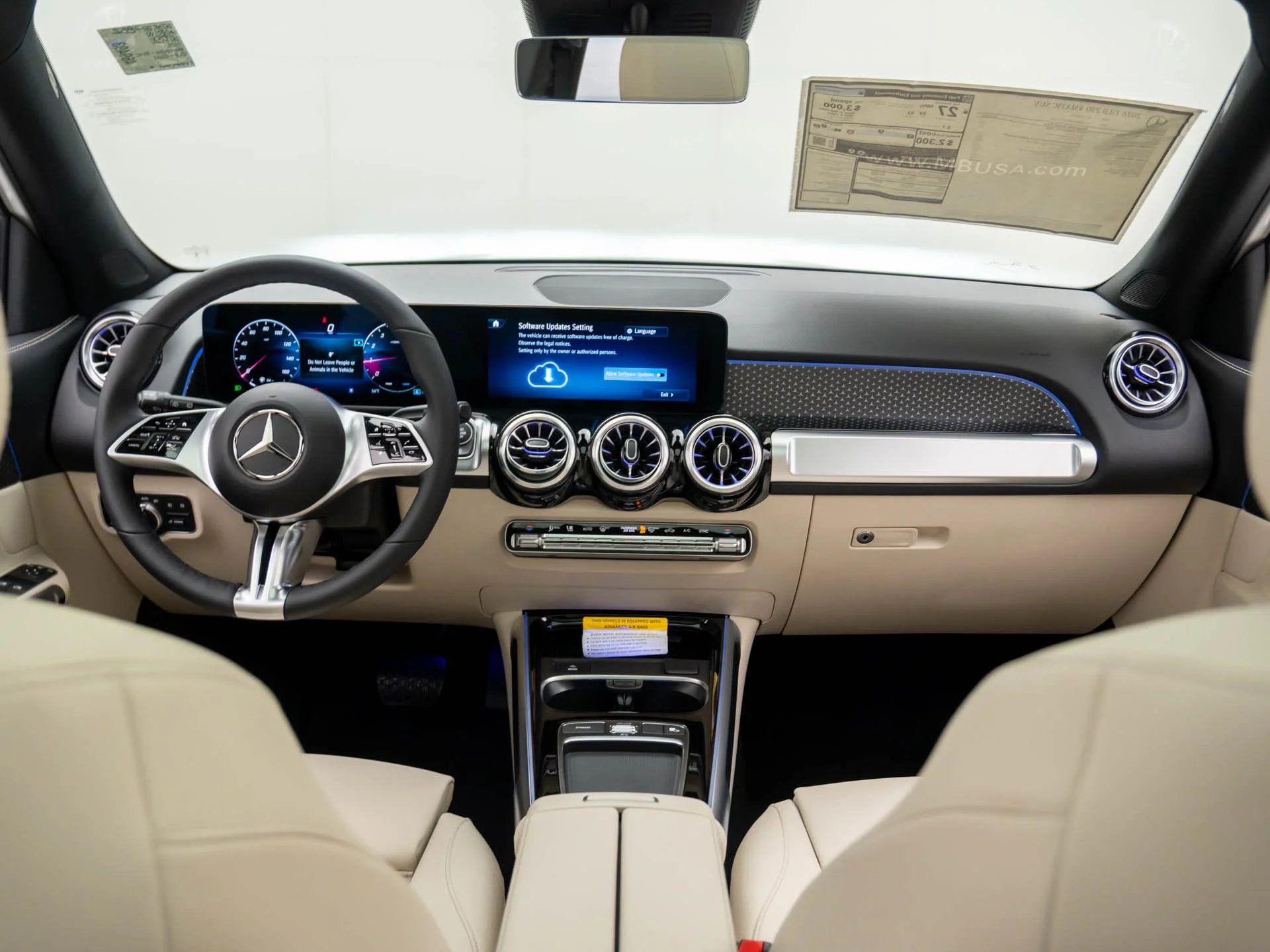 New 2026 White Mercedes-Benz GLB 250 image 11