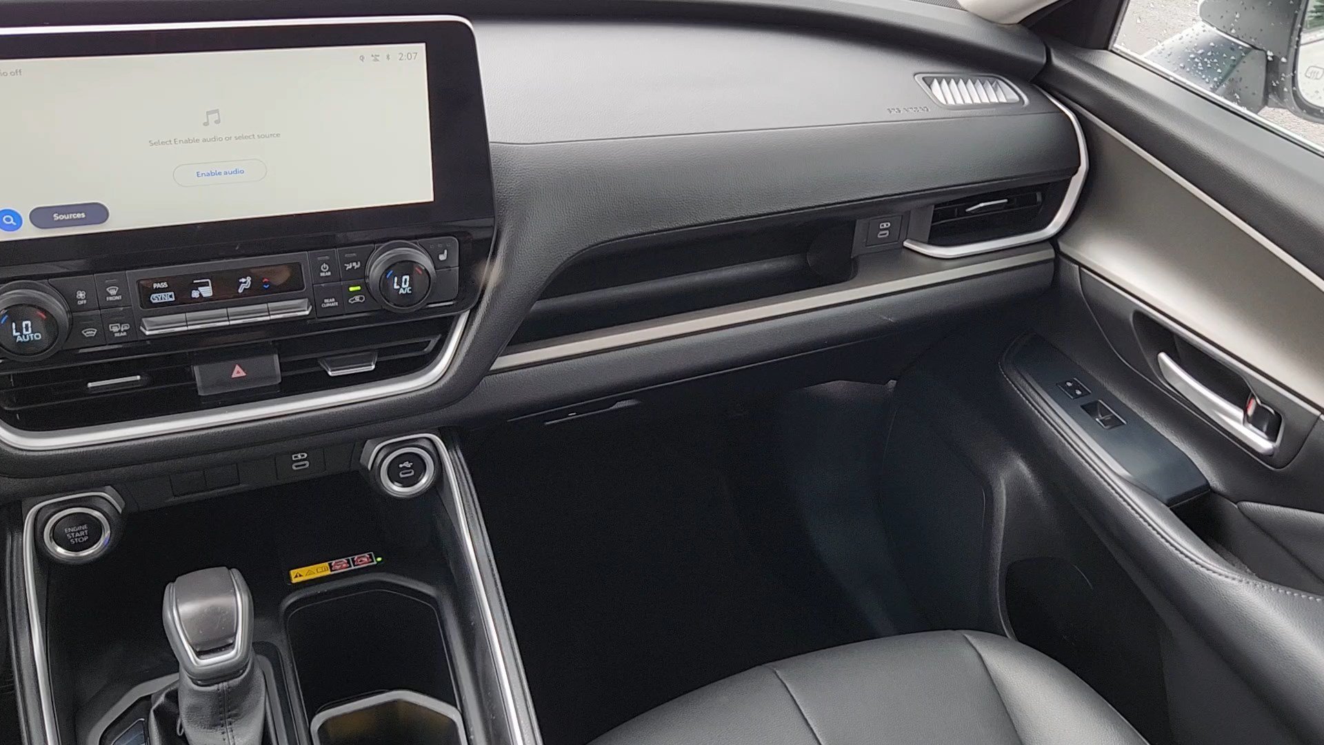 Used 2025 Wind Chill Pearl Toyota XLE image 6