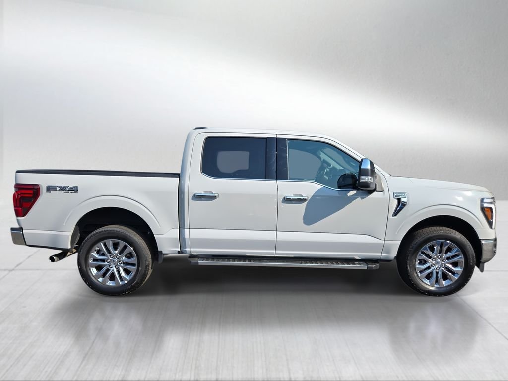 Used 2024 Avalanche Ford Lariat image 2