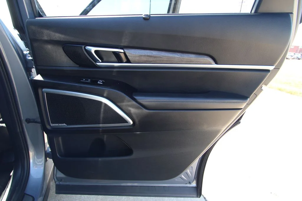 Used 2021 Silver Kia SX image 49