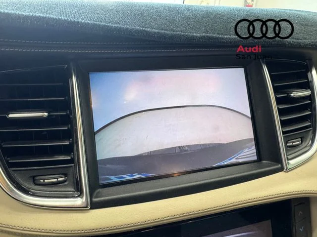 Used 2019 Black INFINITI LUXE image 18