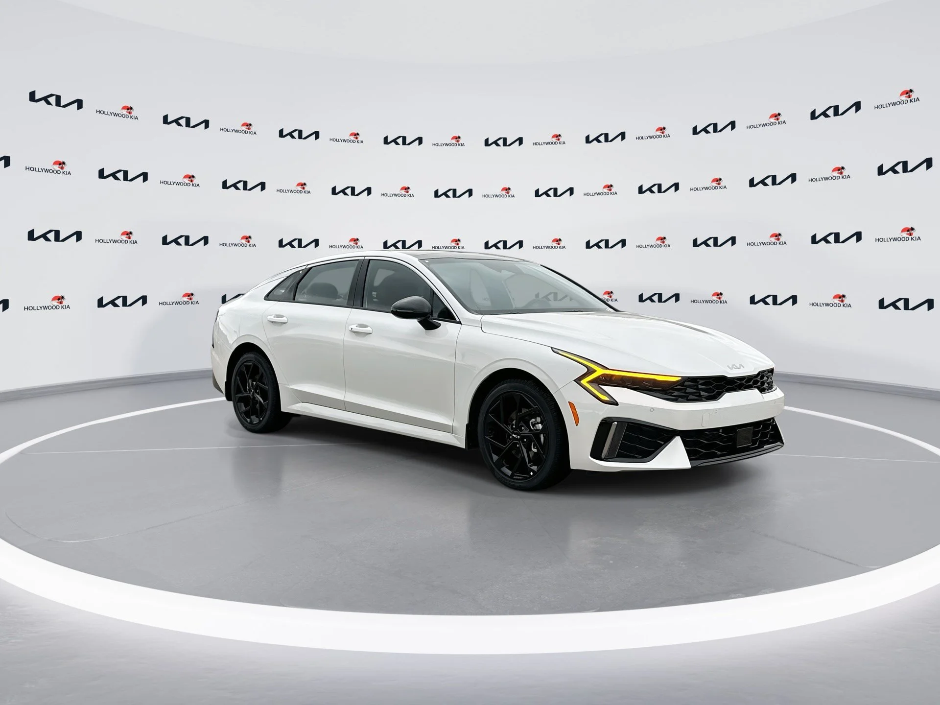 New 2026 Snow White Pearl Kia GT-Line FWD image 2