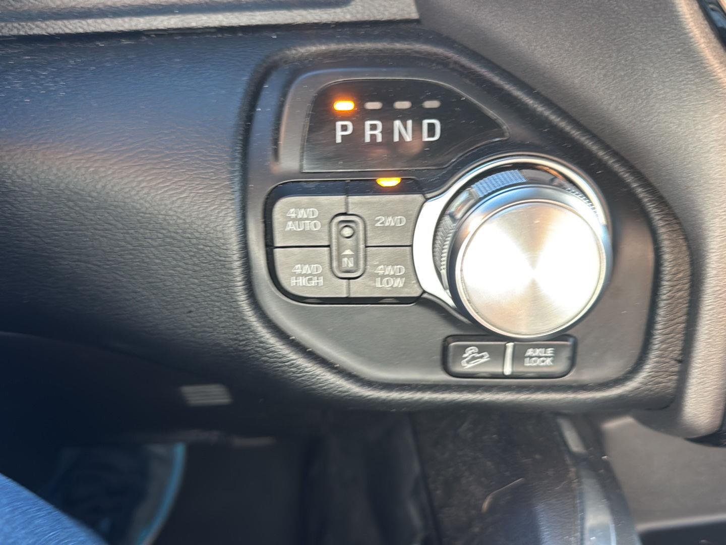 Used 2021 Patriot Blue Pearlcoat Ram Laramie image 19