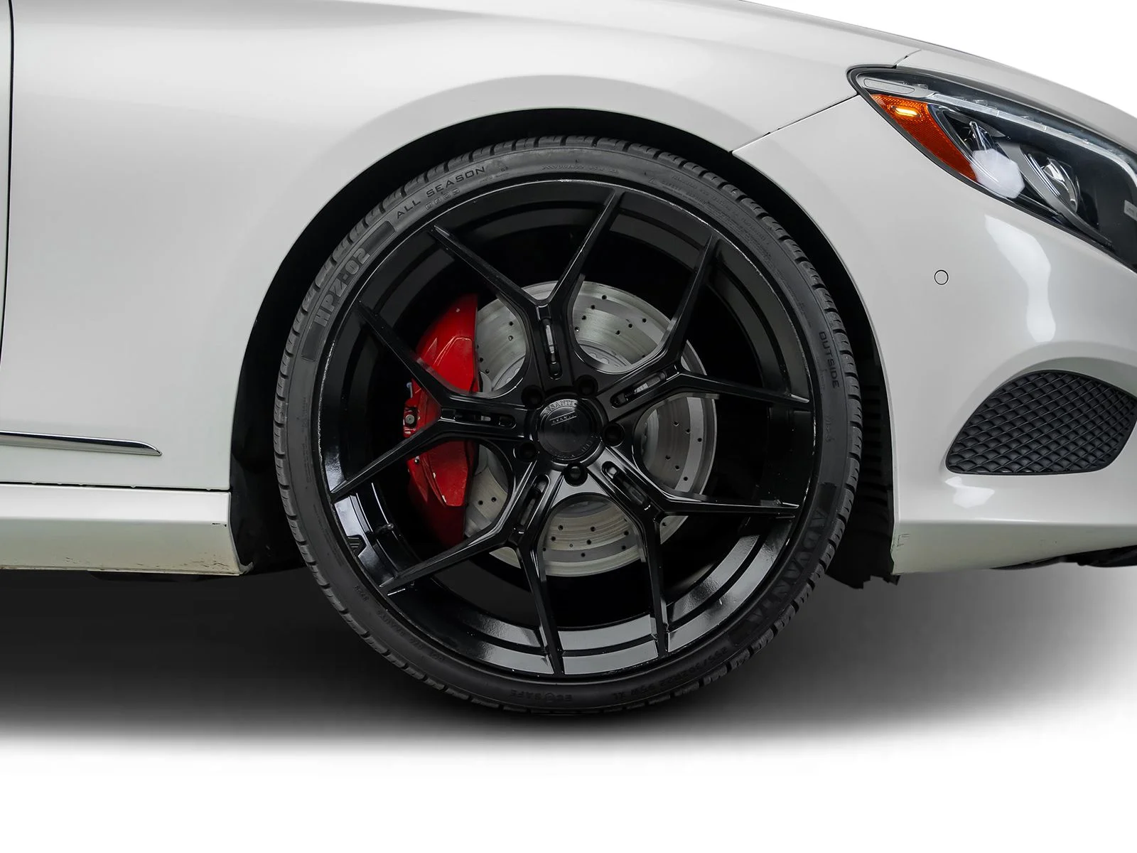 Used 2015 White Mercedes-Benz S 550 image 27
