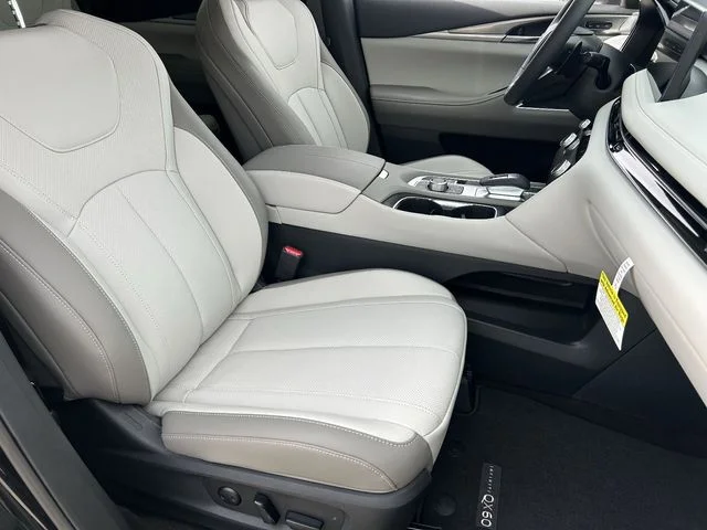 New 2027 MINERAL BLACK INFINITI Luxe AWD image 12