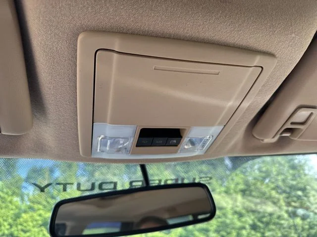 Used 2016 Green Ford King Ranch image 27