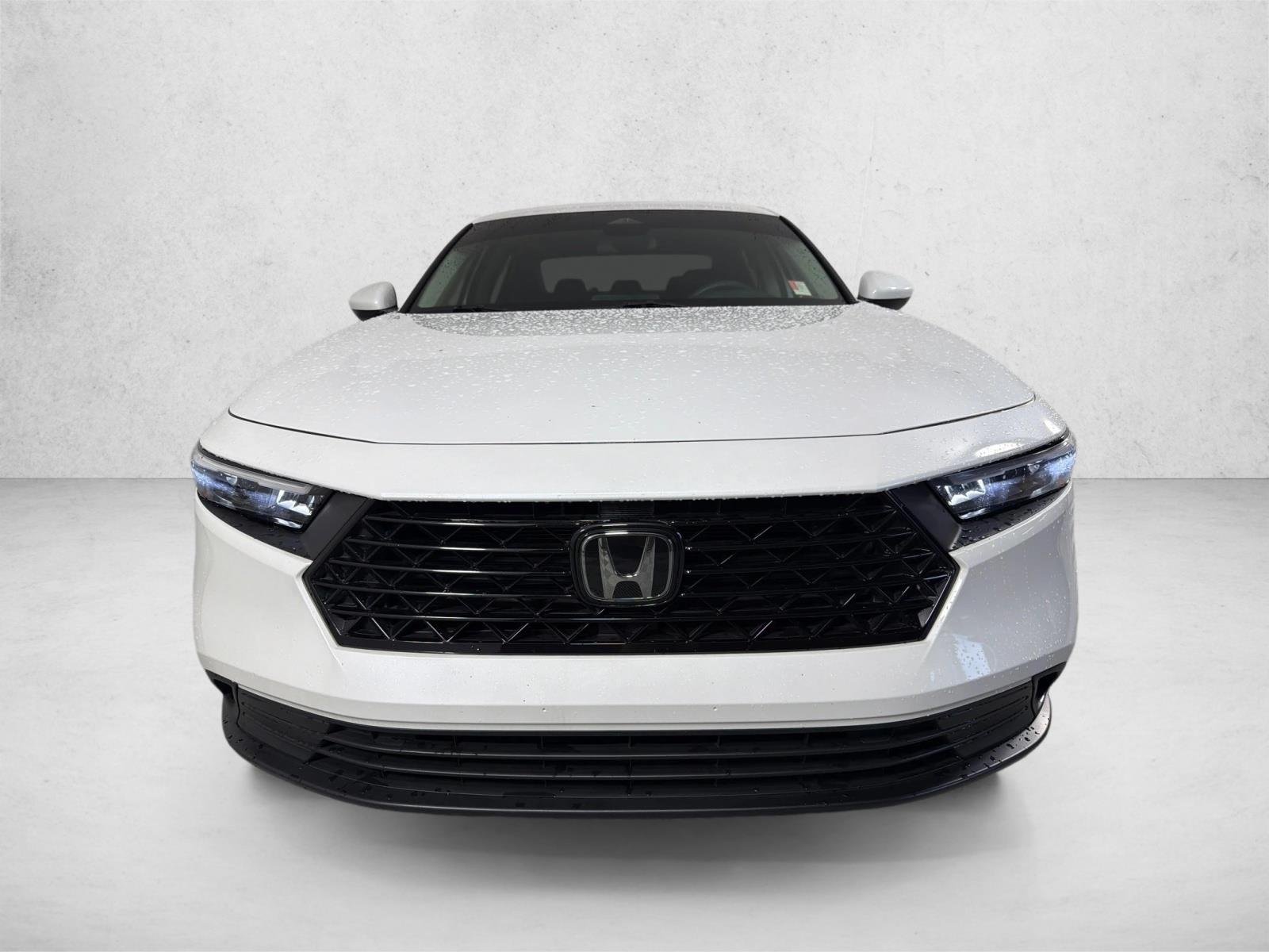 Used 2023 White Honda LX image 8